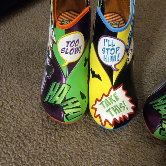 Batman and Joker Deadly Duo ankle boots, a size 10 & a size 11 - Picture 5 of 13